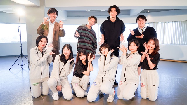 ハロプロダンス学園メンバー(前列)にs**t kingzのkazukiとNOPPOが振付(C)ダンスチャンネル