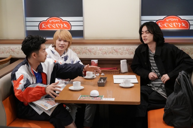 土曜ドラマ『コントが始まる』スペシャルコンテンツ「マクベスの23時」ダイジェスト映像解禁 (C)NTV