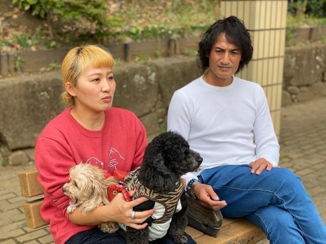 (左から)丸山桂里奈、夫の本並健治氏(写真は丸山桂里奈オフィシャルブログより)