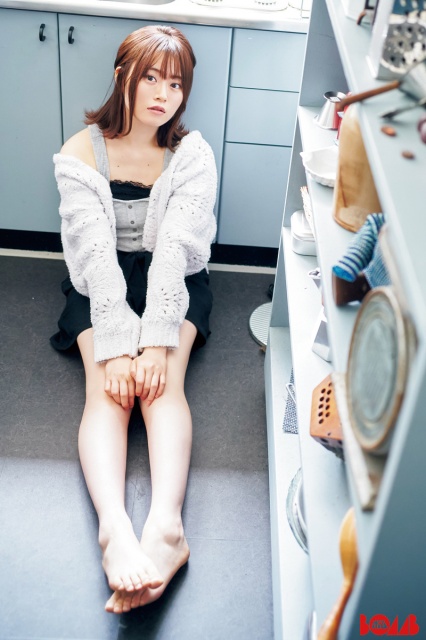 『BOMB』7月号に登場する乃木坂46・山崎怜奈