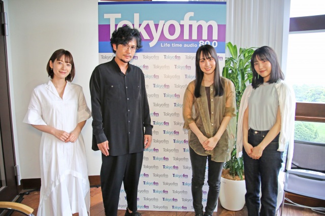 賀喜遥香&早川聖来が『THE TRAD』に生出演(C)TOKYO FM