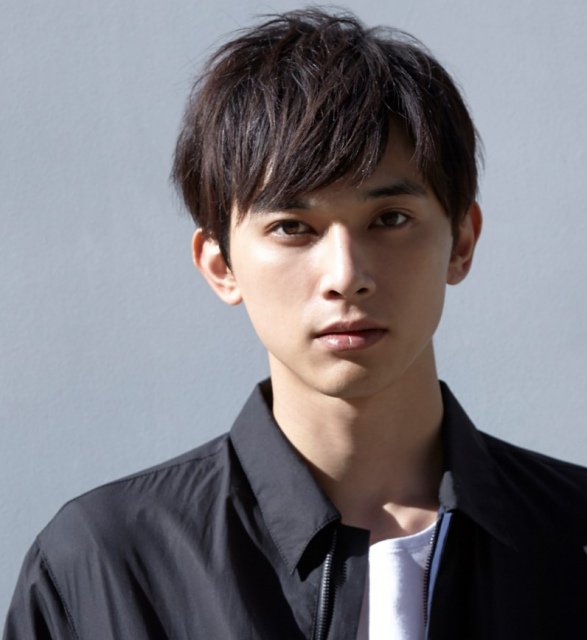 『第33回 マイナビ 東京ガールズコレクション 2021 AUTUMN/WINTER』への出演が決定した吉沢亮