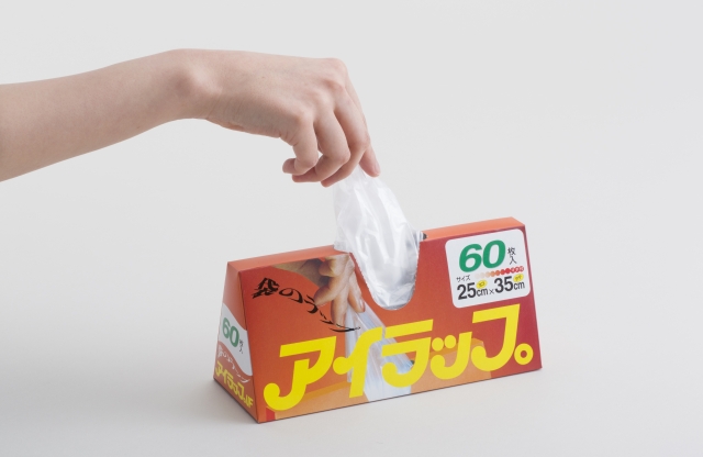 袋型のラップとして食材保存や調理、アウトドアや非常時などにも使える万能アイテム『アイラップ』