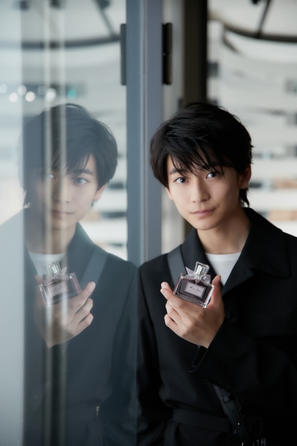 『ミス ディオール アートイベント』オープニングイベントに出席した高橋文哉