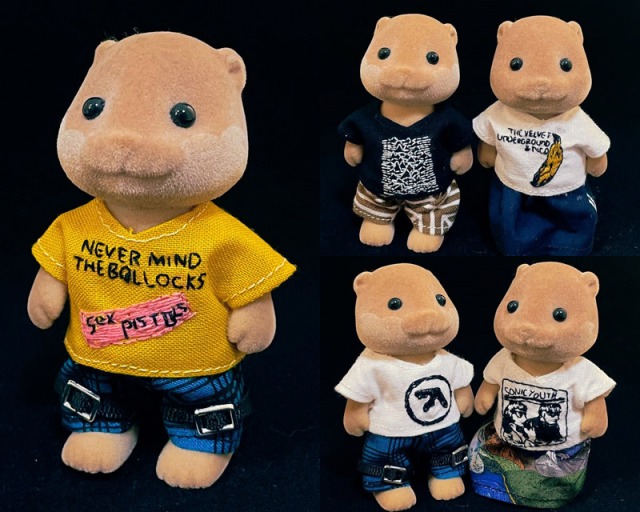 バンドTシャツを着るシルバニアファミリーのカワウソ夫婦(画像提供:カワウソさん)
