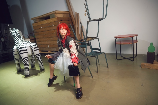 ニューシングル「HADASHi NO STEP」を発売するLiSA