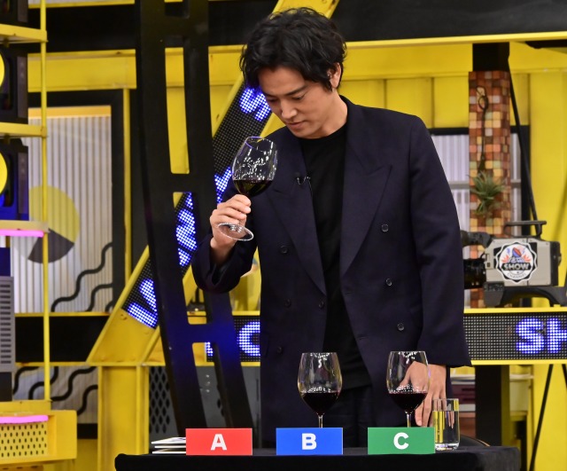 4日放送『1億3000万人のSHOWチャンネル』に出演する桐谷健太 (C)日本テレビ