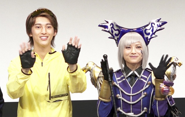 (左から)木原瑠生、桃月なしこ(C)ORICON NewS inc.