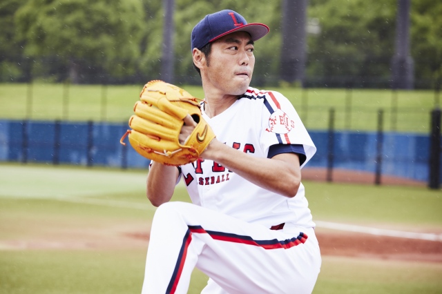 『八月は夜のバッティングセンターで。』最終回に出演する上原浩治(C)「八月は夜のバッティングセンターで。」製作委員会