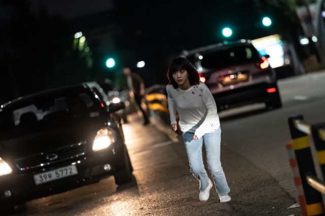 韓国映画『殺人鬼から逃げる夜』(9月24日より全国順次公開)(C)2021 peppermint&company & CJ ENM All Rights Reserved.