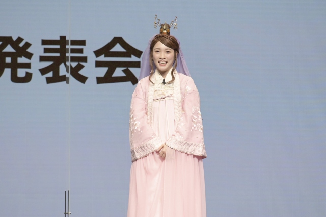 自身のそっくりアバターに驚いた川栄李奈