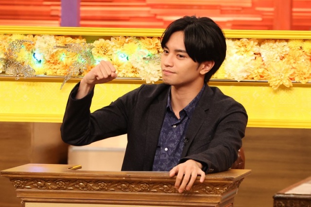 14日放送『今夜はナゾトレ鬼滅の刃からも出題!!いま知っておきたい常識Q全集中2時間SP』に出演するSexy Zone・中島健人 (C)フジテレビ