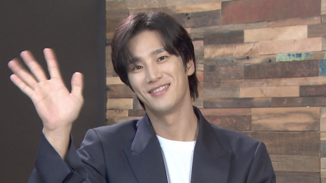 25日放送の『あしたの内村』に出演するアン・ボヒョン(C)フジテレビ