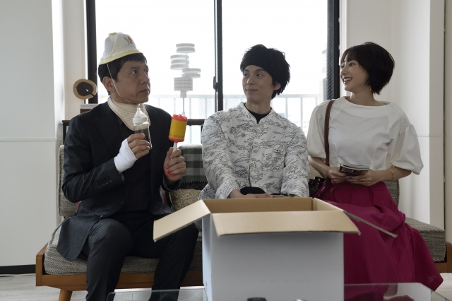 ドラマスペシャル 『ドクターY』に出演する片岡信和(中央) (C)テレビ朝日