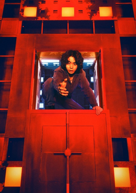 映画『CUBE 一度入ったら、最後』(10月22日公開)菅田将暉扮するエンジニアの後藤裕一(29歳)(C)2021「CUBE」製作委員会