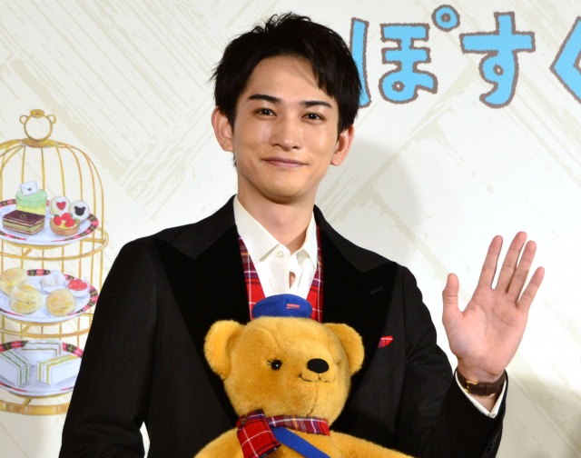 感謝のハガキ投函に大照れした町田啓太 (C)ORICON NewS inc.