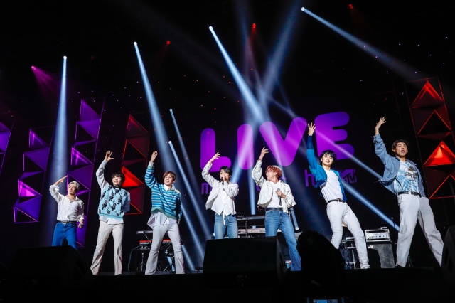 ライブイベント『MTV LIVE MATCH』のオープニングアクトを務めたBE:FIRST Photo by 上山陽介