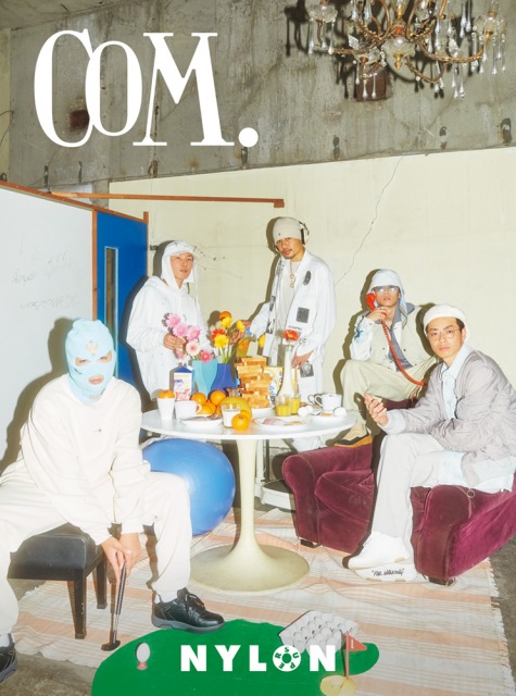 『NYLON JAPAN』別冊『NYLON SUPER VOL.8』表紙を飾るコムドット (C)NYLON SUPER