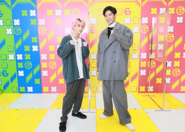 くりぃむしちゅーのテレビ朝日系バラエティー番組『くりぃむナンタラ』に出演する佐久間大介と目黒蓮 (C)テレビ朝日