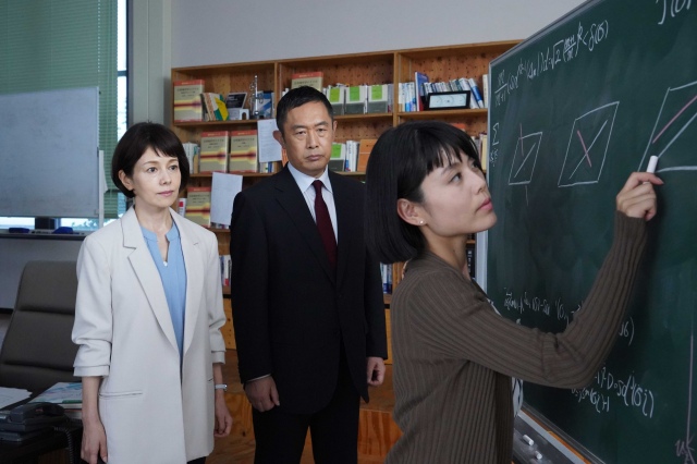 テレビ朝日『科捜研の女』第1話より (C)テレビ朝日