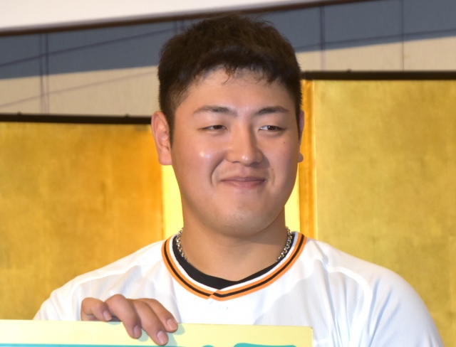 念願の『東京ドームMVP賞』を初めて受賞した岡本和真選手 (C)ORICON NewS inc.