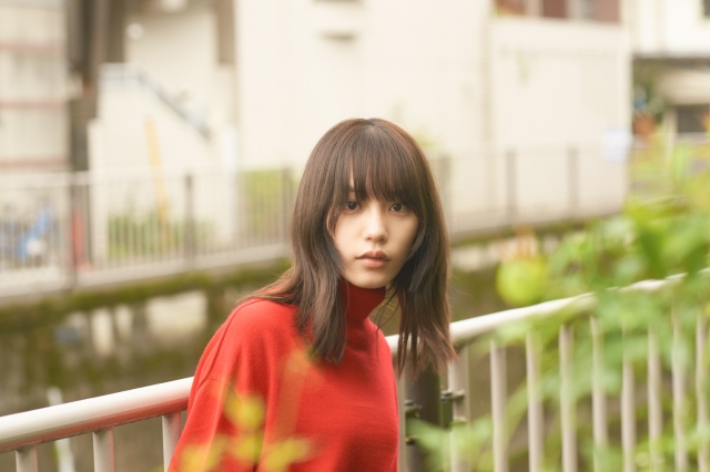 南沙良初のカレンダー『SARA MINAMI 2022 CALENDAR』の発売が決定