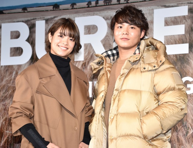モデル顔負けのクールな表情を見せた阿部詩&一二三選手 (C)ORICON NewS inc.
