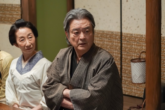 『カムカムエヴリバディ』で安子の祖父・橘杵太郎を演じている大和田伸也(C)NHK