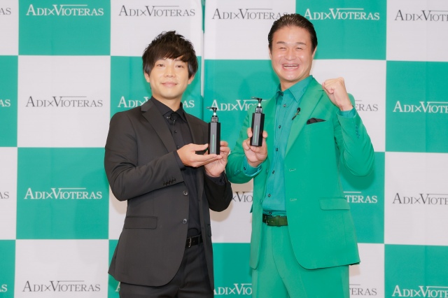 『ADI×VIOTERAS』PRイベントに出席したティモンディ(左から)前田裕太、高岸宏行