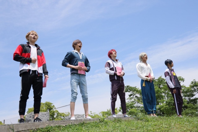 『MANKAI MOVIE「A3!」~SPRING & SUMMER~』(2021年12月3日公開)(C)2021 MANKAI MOVIE『A3!』製作委員会