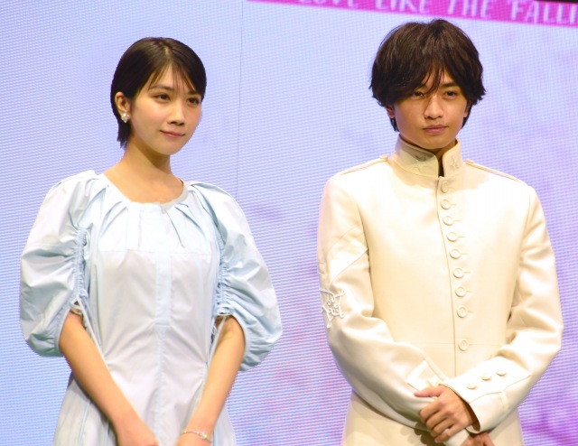 松本穂香に「常に思いを馳せながら生きていた」中島健人(右) (C)ORICON NewS inc.