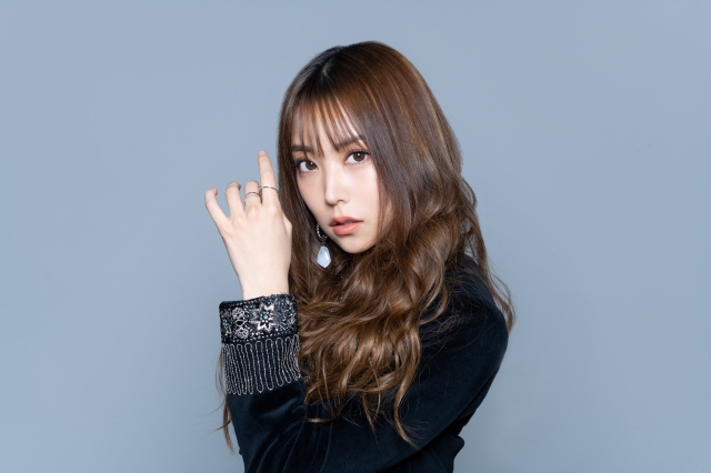オフィシャルファンクラブ「白間ん家」開設を発表した元NMB48の白間美瑠