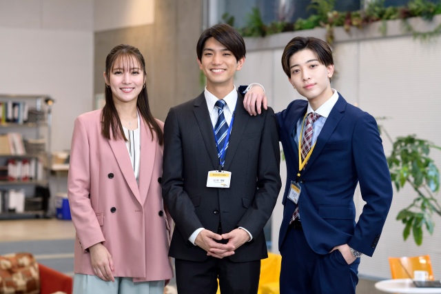 『和田家の男たち アナザーストーリー』に出演する(左から)石川恋、正門良規、中村嶺亜(C)テレビ朝日