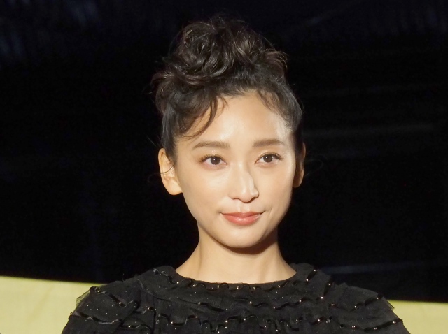 レッドカーペットに登場した杏 (C)ORICON NewS inc.