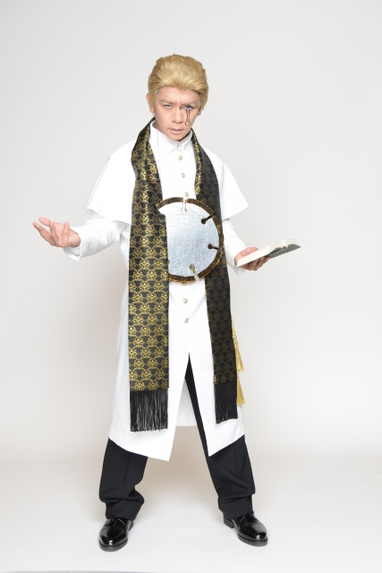 野田クリスタル演じる新キャラクター・ダイヤモンドカッター(C)日本テレビ