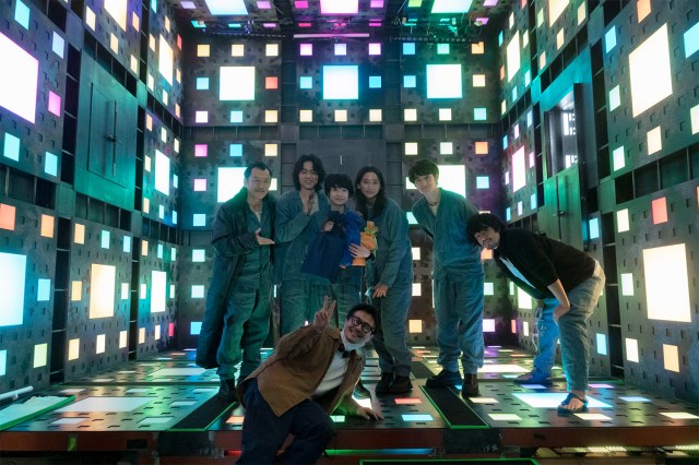 映画『CUBE 一度入ったら、最後』撮影裏オフショット(C)2021「CUBE」製作委員会