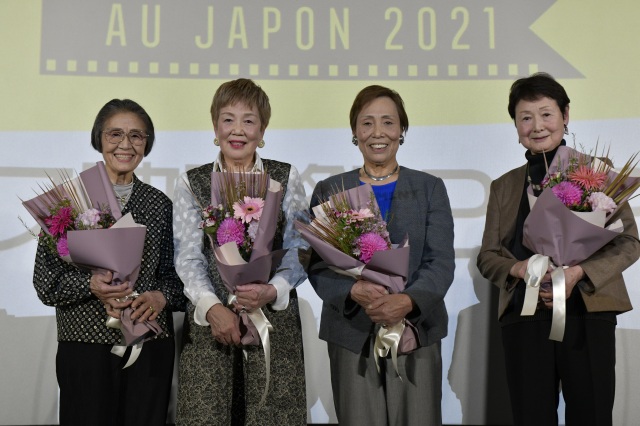 ドキュメンタリー映画『東洋の魔女』「フランス映画祭2021横浜」舞台あいさつに登壇した“東洋の魔女”メンバーの(左から)中島百合子さん、神田好子さん、千葉勝美さん、田村洋子さん