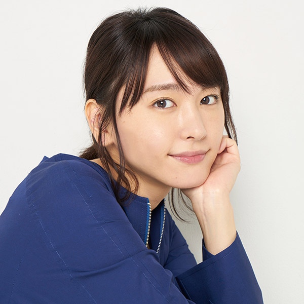 新垣結衣(古謝知幸/ピースモンキー)(C)oricon ME inc.