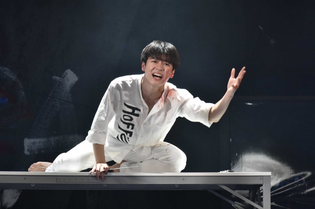 舞台『ドン・カルロス』初回公演に出演した北川拓実(C)阿部章仁