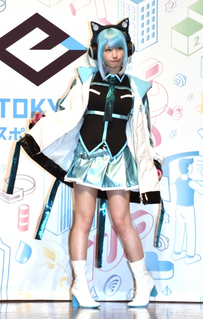 ミニ丈コスで脚線美を披露したえなこ (C)ORICON NewS inc.