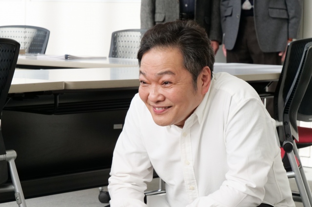 ドラマ『SUPER RICH』に出演する山口勝平(C)フジテレビ