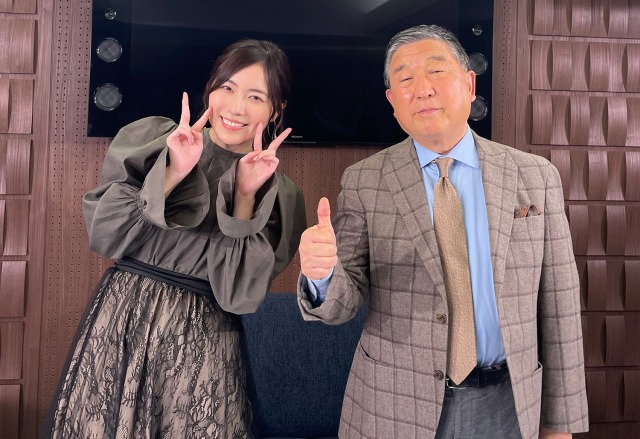 12月5日放送『徳光☆珠理奈のスポーツ自慢できる話』に出演する(左から)松井珠理奈、徳光和夫(C)BS日テレ