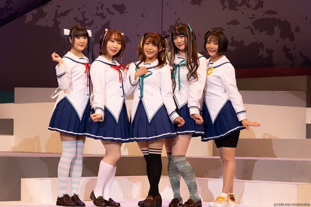 『舞台「D.C.III~ダ・カーポIII~君と旅する時の魔法」』に出演する(左から)高橋麻里、佐々木未来、新田恵海、藤邑鈴香、石丸千賀 (C)CIRCUS/ (C) HIKOSEN