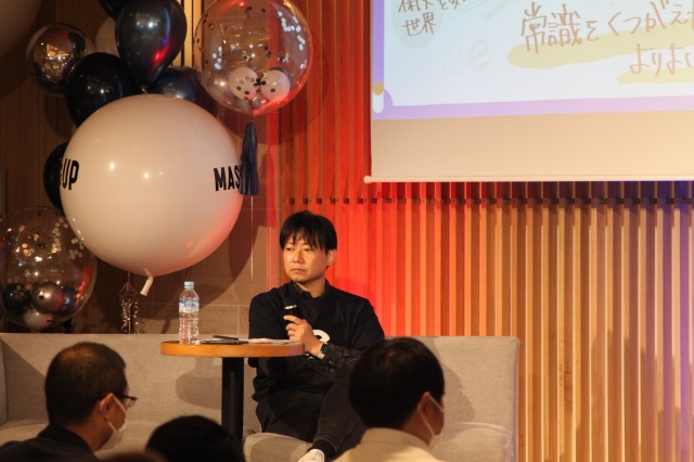 イーデザイン損害保険・友澤大輔氏.JPG