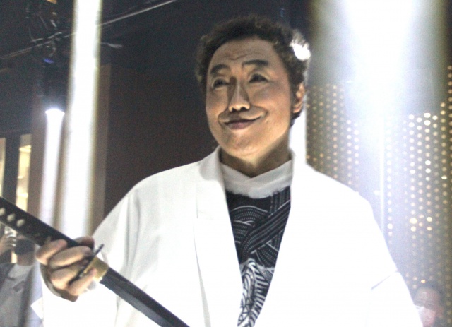 「アイーン」でランウェイしたコロッケ (C)ORICON NewS inc.