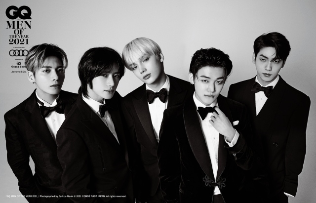 『GQ MEN OF THE YEAR』を受賞したTOMORROW X TOGETHER Photographed by Park Ja Wook @ 2021 CONDE NAST JAPAN. All rights reserved.