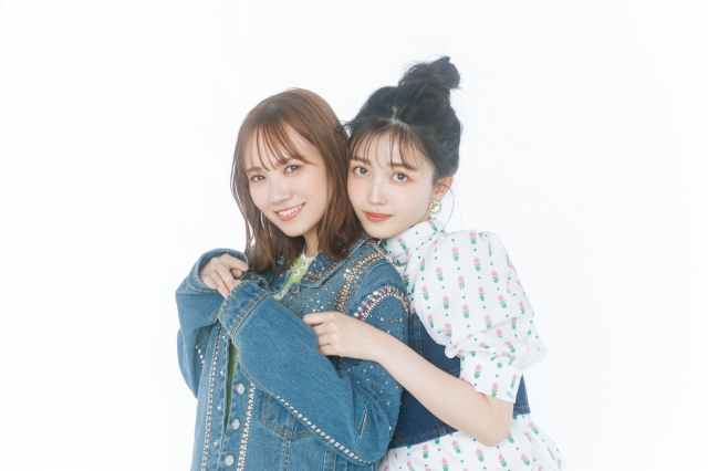 乃木坂46デビュー10周年記念公式ブック『N46MODE vol.2』に登場する(左から)田村真佑、久保史緒里