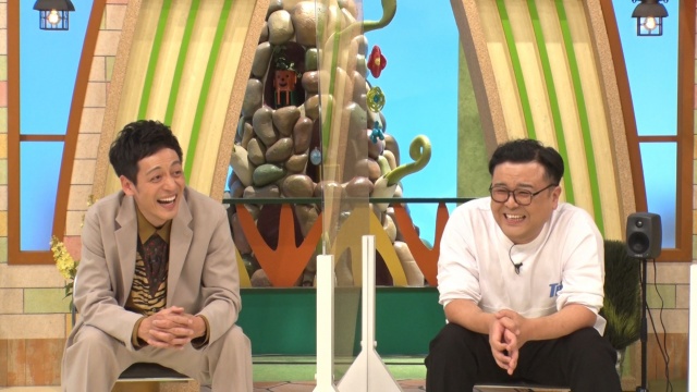 11日放送『よしもと新喜劇NEXT~小籔千豊には怒られたくない』に出演するとろサーモン(左から)村田秀亮、久保田かずのぶ(C)MBS