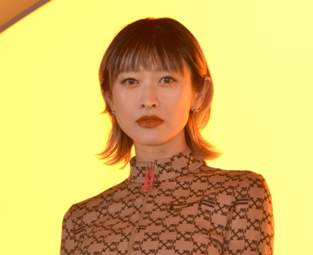 へそ出し衣装で魅了した山田優 (C)ORICON NewS inc.