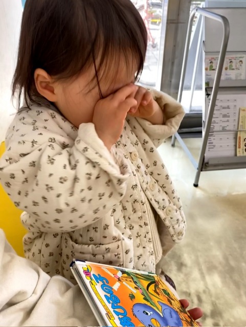 みにくいあひるの子 を初めて読んだ2才の女の子が号泣 ピュアすぎる姿に80万再生 愛おしすぎる 心洗われた エンタメ総合 福島民友新聞社 みんゆうnet